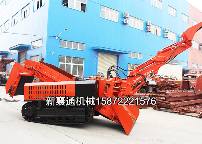 http://www.sdyongrunc.com/upload/80履帶皮帶折尾扒渣機(jī).jpg